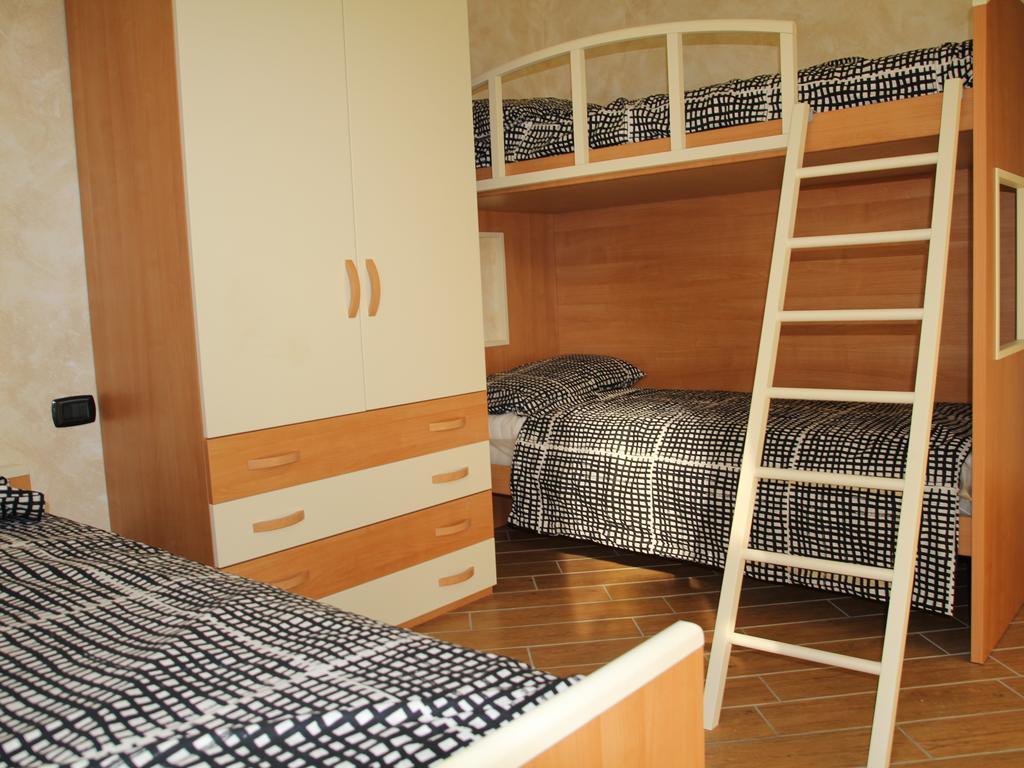 Agriturismo Il Sorriso Dei Figli Argegno Pokój zdjęcie